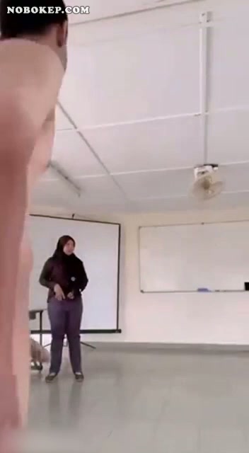 Bokep Indo Ngentot Teman Kampus Hijab Tobrut