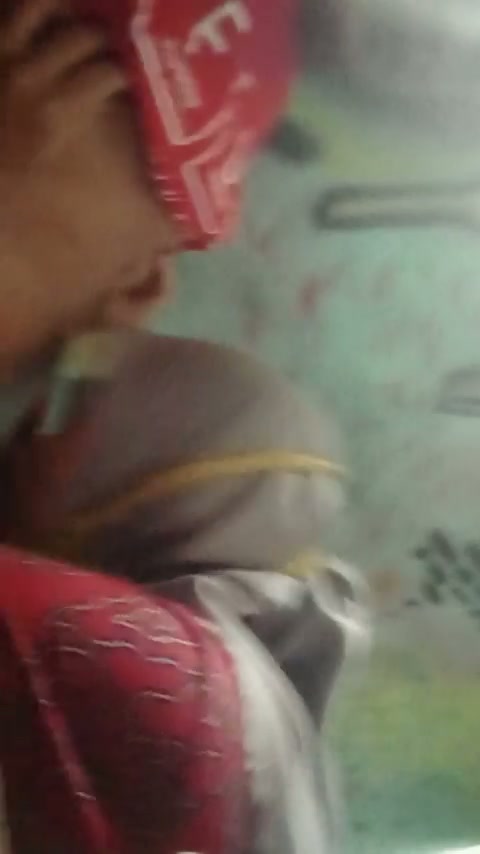 ibu guru jilbab nyepong crottt di mulut - PoopHD.mp4