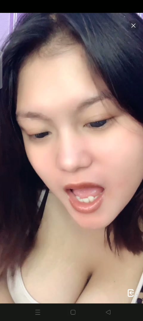 Si Cantik pengen nyari om om.mp4