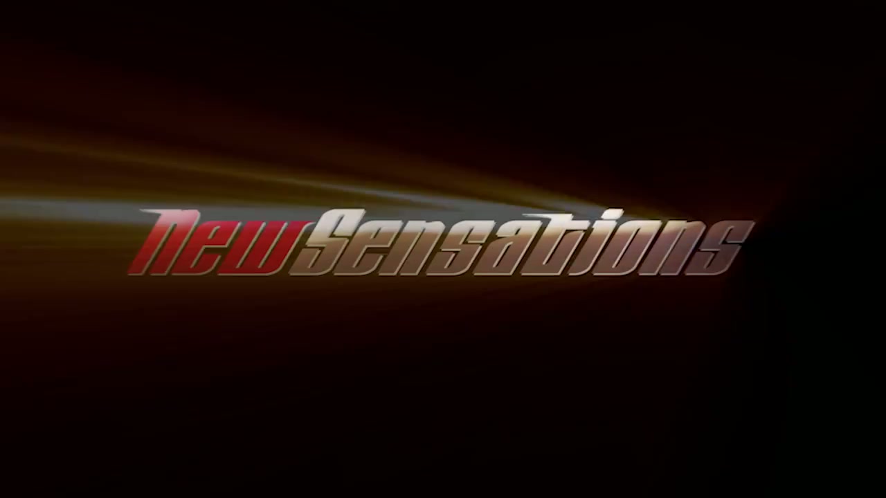 Coco Lovelock Gets Deeply Creative In Class