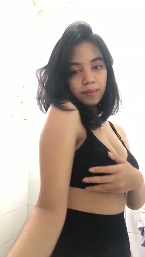 Mahasiswi Cantik Toket Bulet Colmek