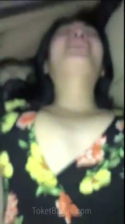 Pacar teriak karna kontol ku yang gede