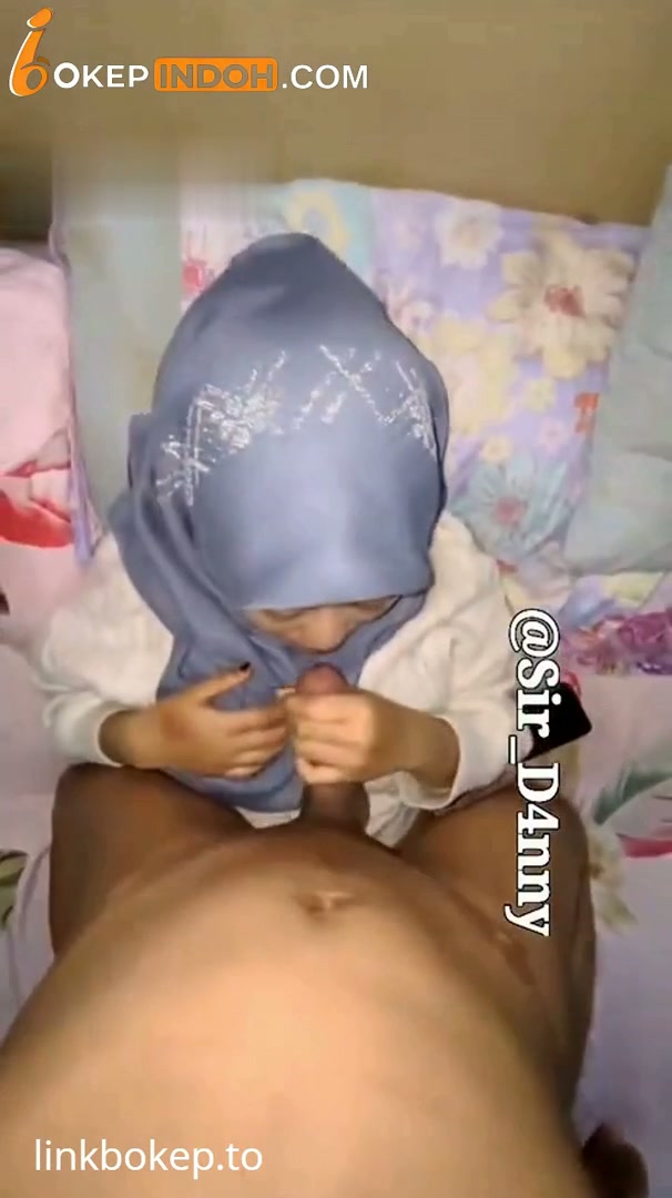 - Versi Full Nya Hijab Ukhty Manis Masih Polos - .mp4