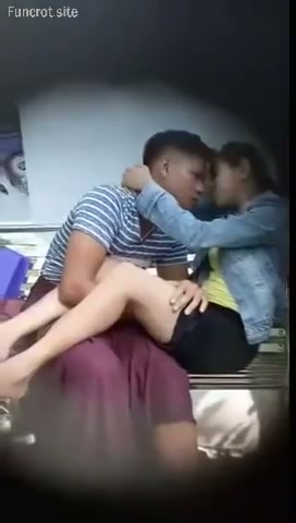 Ngintip Abg Lagi Mesum Colok Memek - PoopHD.mp4