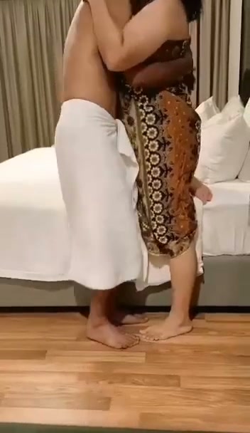 istri sm tmn kantor - DoodStream