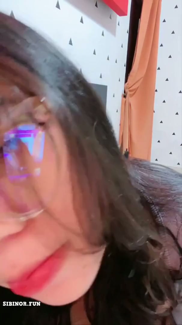 Monika Tobrut Kacamata Idola Kita Melet Pejuin Dream.mp4