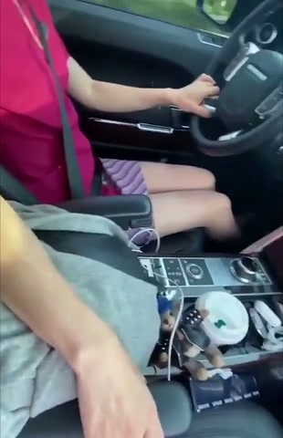 Nikmatnya memek pramugari sampe terngecrot-ngecrot muntah2 otongnya