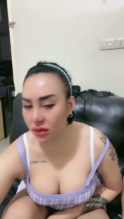 Tante Kina Desah Enak di Jilmek Mesum Sebelum Bumil BLING2 Old