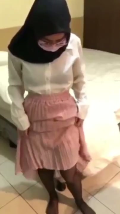 JILBAB KACAMATA PAKAI STOCKING