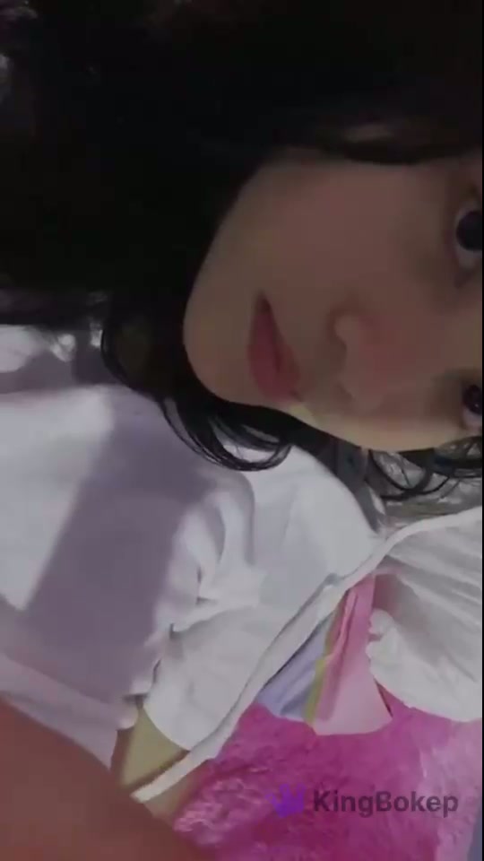 Laras Bali Selebgram Abg yang Pernah Viral _ Kingbokep.mp4