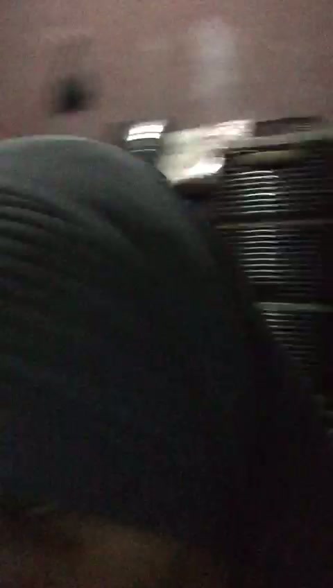 Di sepong adik sendiri waktu rumah sepi