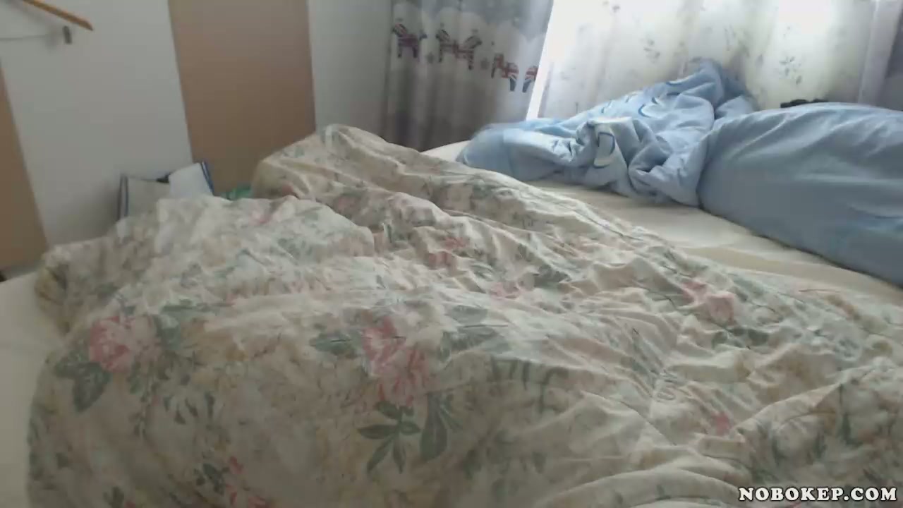 Bokep Tidur Bareng Tetangga Montok Gampang Sange