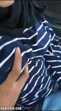 Bokep Indo Shalisya ABG Jilbab Ngentot di Mobil - BOKEPSIN - PoopHD - PoopHD.mp4