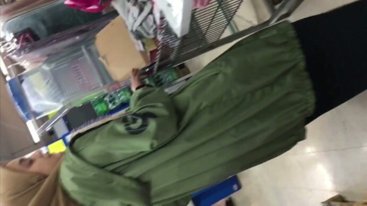 hijab cantik bawah cantik