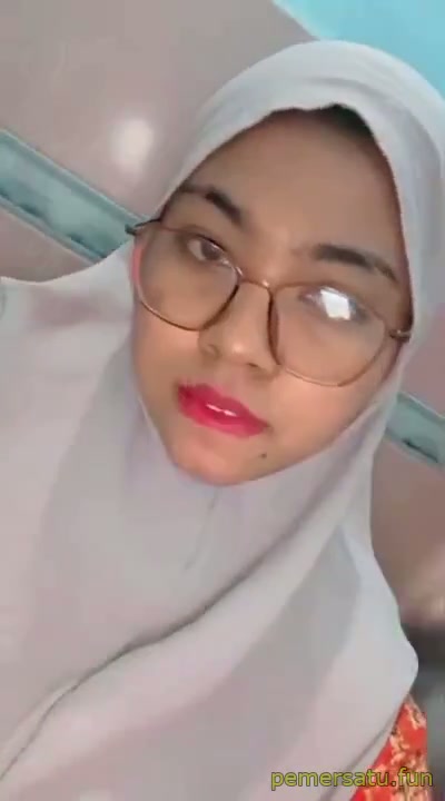 isi memory smartphone janda toket gede boba lebar (3) - PoopHD