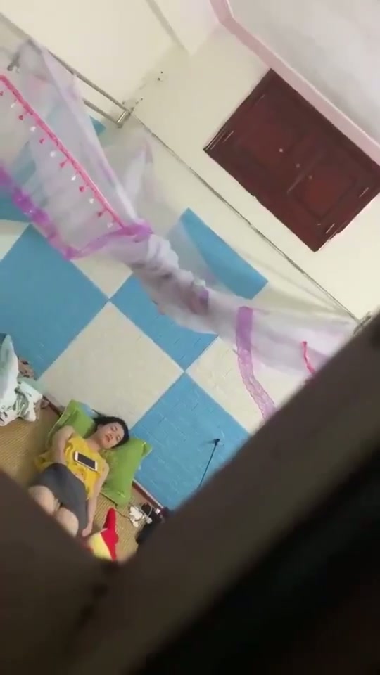 Hoki Banget Bisa Ngintip Kakak Lagi Colmek - LokalPride-Hoki Banget Bisa Ngintip Kakak Lagi Colmek - DoodStream