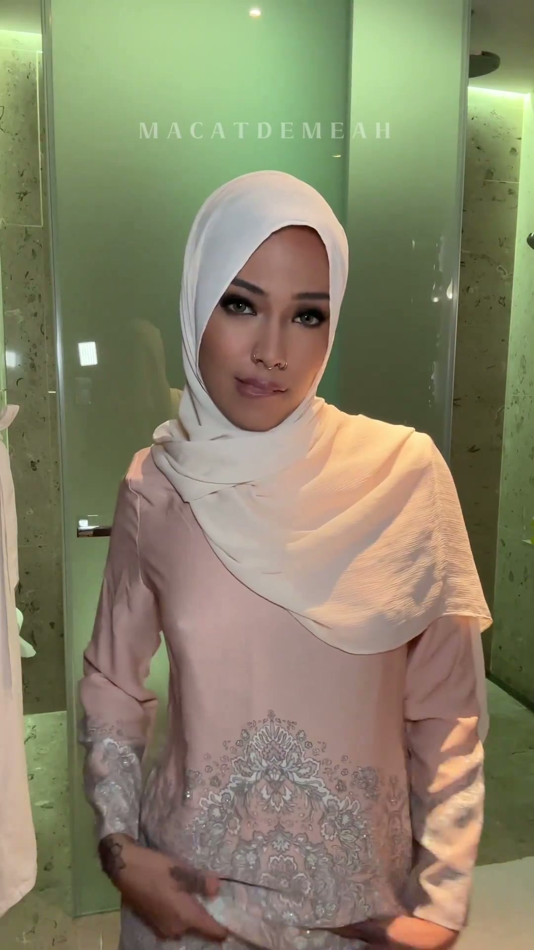 MEAH JILBAB 2.mp4