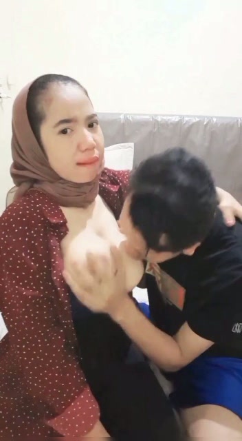 Hijab hitam baju dinas