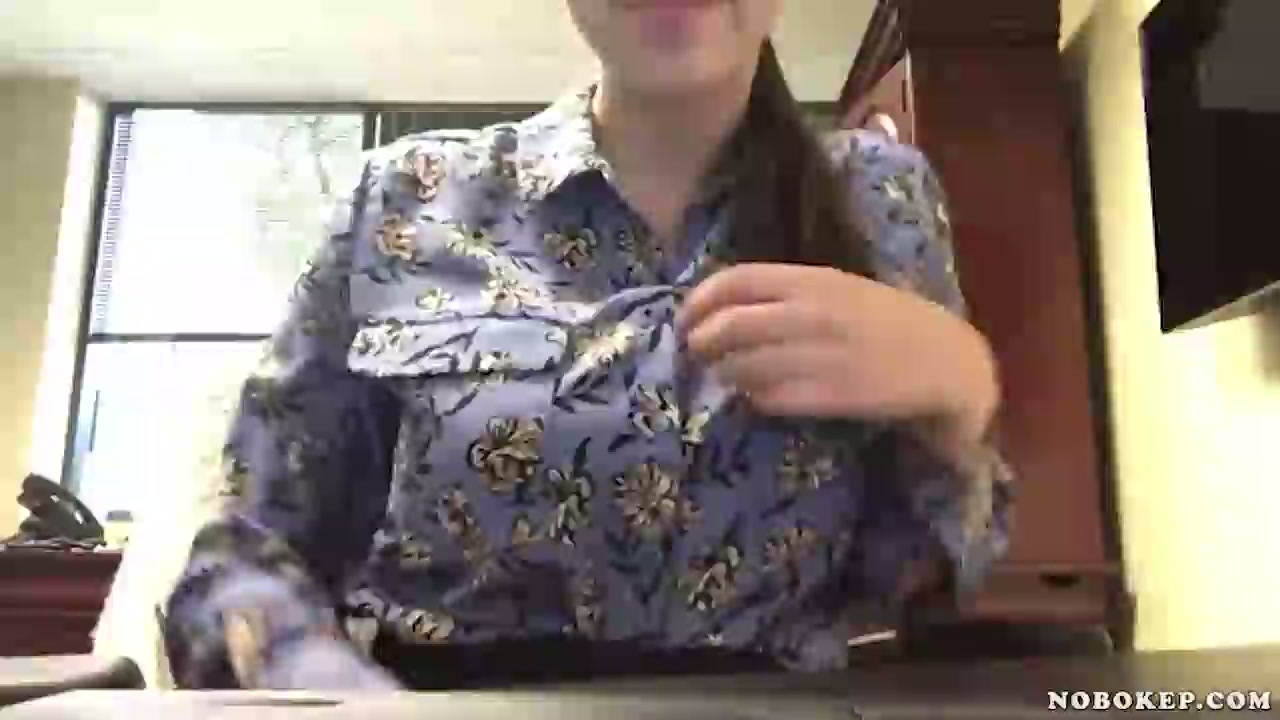 Bokep Indo Viral Batik SMA Teteknya Gede Banget