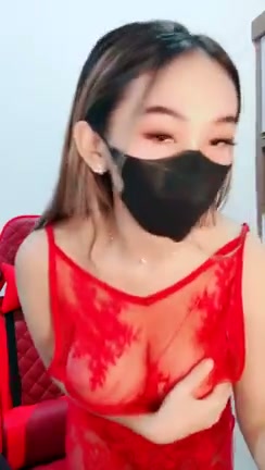 Lisa pamer pepaya gantung (2) - DoodStream