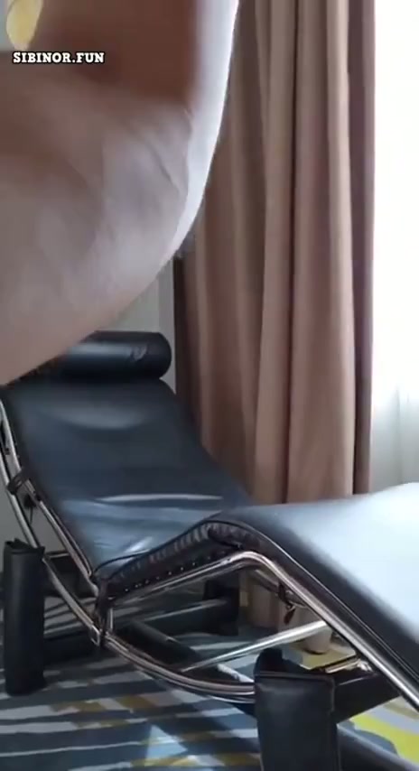 Kangen Liat MILF Jilbab Pink Main Sama Daddy Ash Malay.mp4