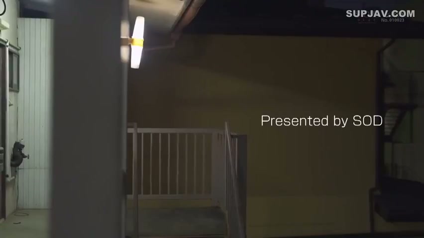 [ Jav Sub Indo ] Tembok Jebol Membuatku Berhubungan Intim Dengan Istri Tetanggaku Disamping Kost! – Suzu Honjo 057_START-085.mp4