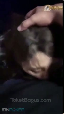 Lonte dipaksa nyepong sampai di kencingin.mp4