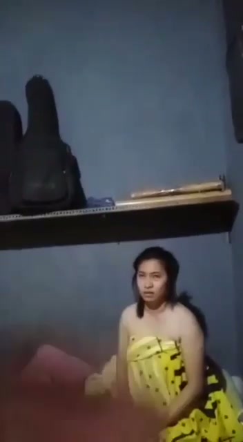 Pasrah diipaksa suami nyepong