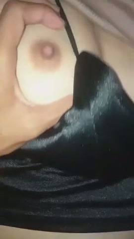 Nyobain 3some si istri bilang enak .mp4