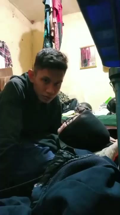 Main di kost dengan ukhti kacamata.mp4