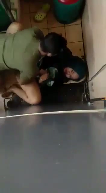 ngintip ngewe hijab semok.mp4