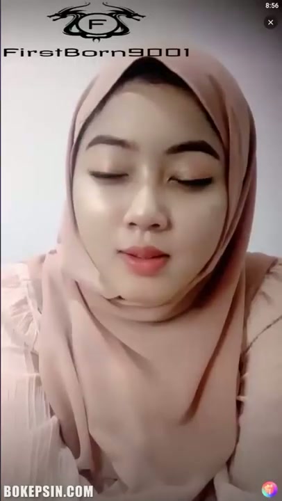 -_Bokep_Indo_Nella_Lepas_Jilbab_Toketnya_Bulat_Live_-_Nella_Hijab.mp4